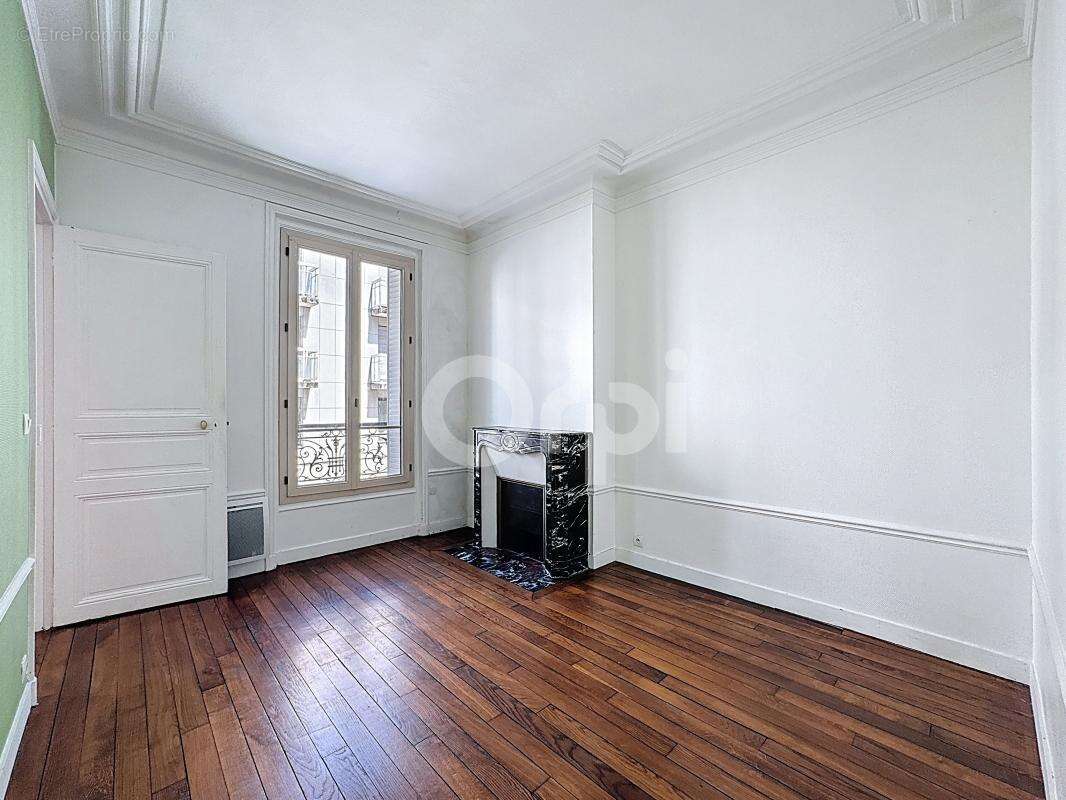 Appartement à LE PERREUX-SUR-MARNE