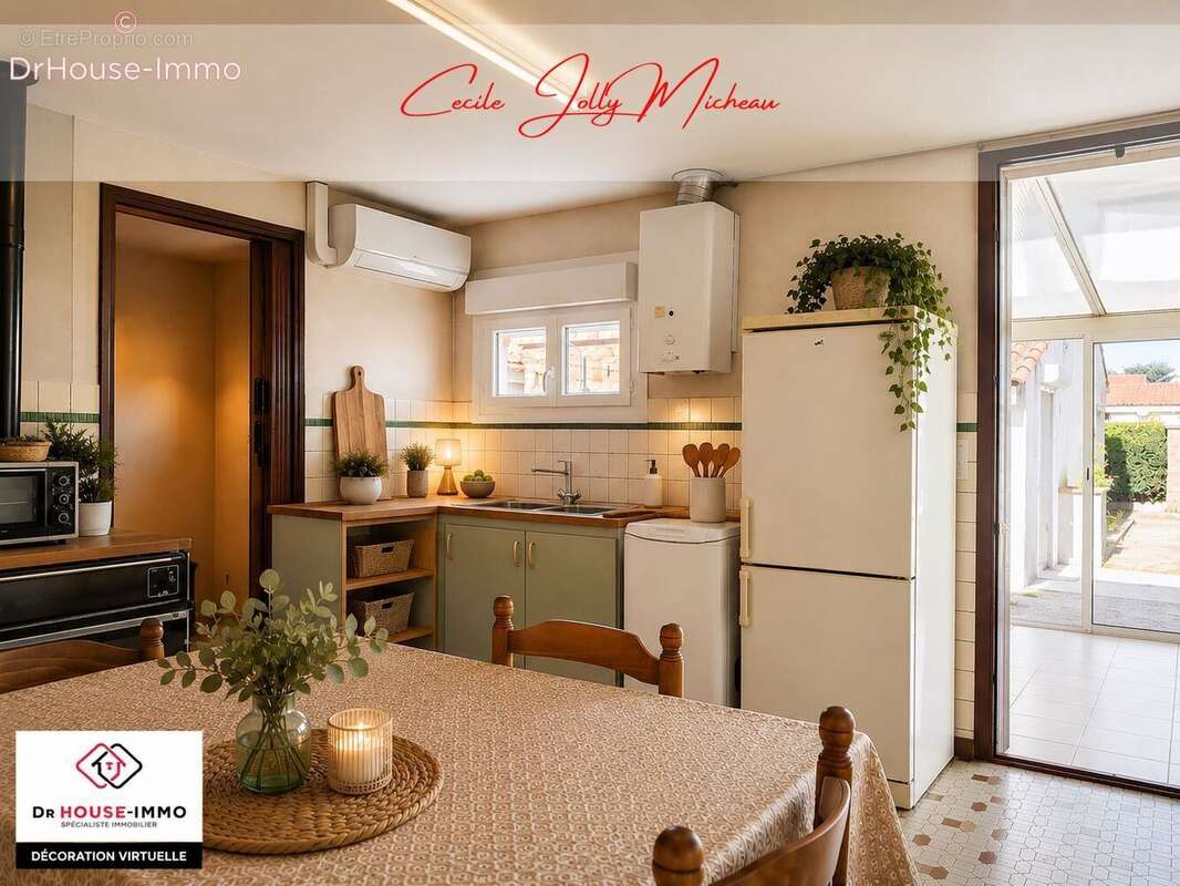 Maison à VENDAYS-MONTALIVET