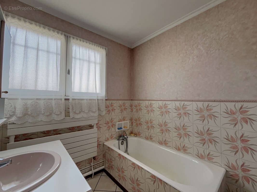 Maison à BEAUVALLON