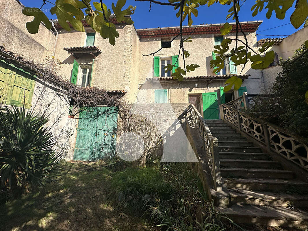 Maison à VILLELAURE