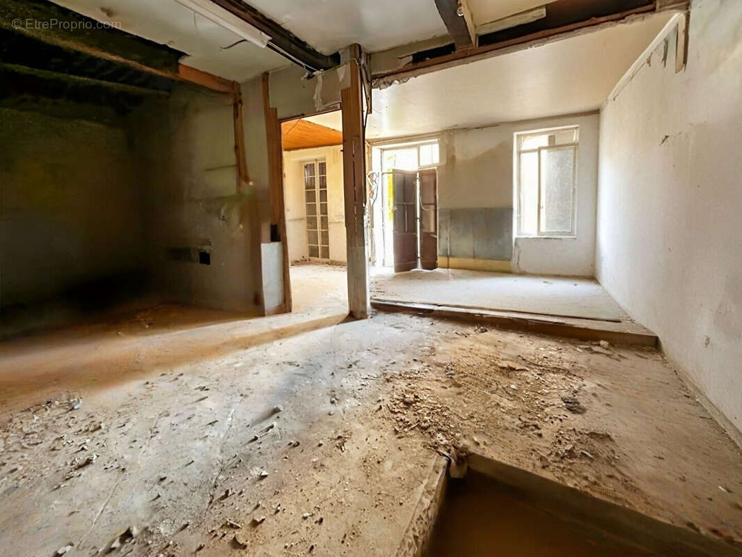 Appartement à SERRIERES