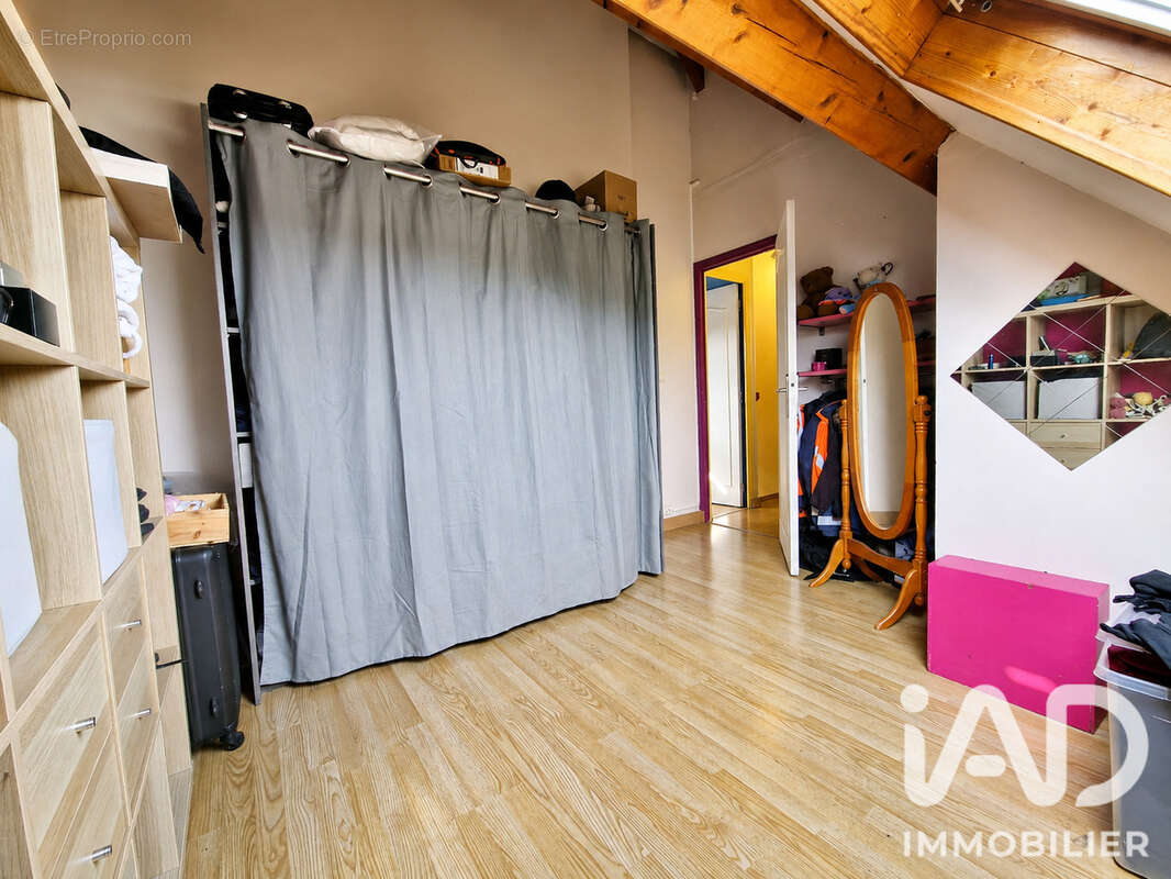 Maison 98 m² à Fontenay-Le-Pesnel  - photo 8