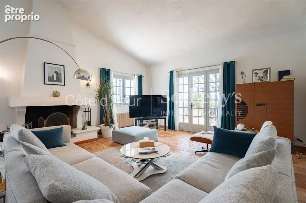 Propriété à vendre à Mougins, villa avec vue panoramique proche du village - photo 3