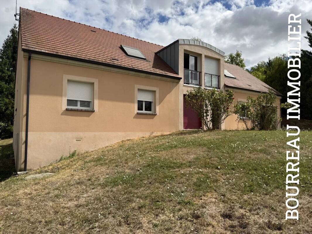 Maison à JOIGNY