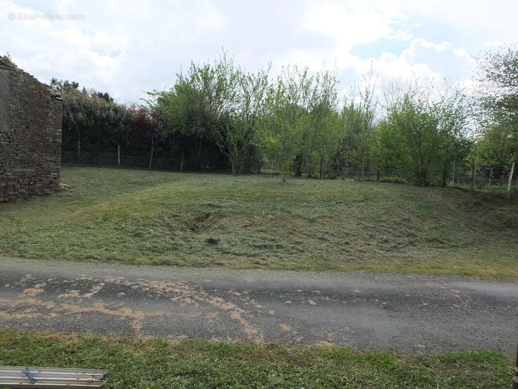 Maison à MONTEMBOEUF