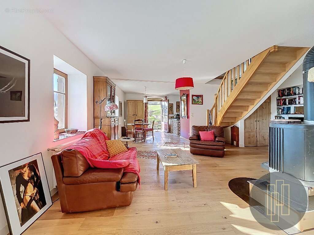 Maison à VILLEFRANCHE-SUR-SAONE