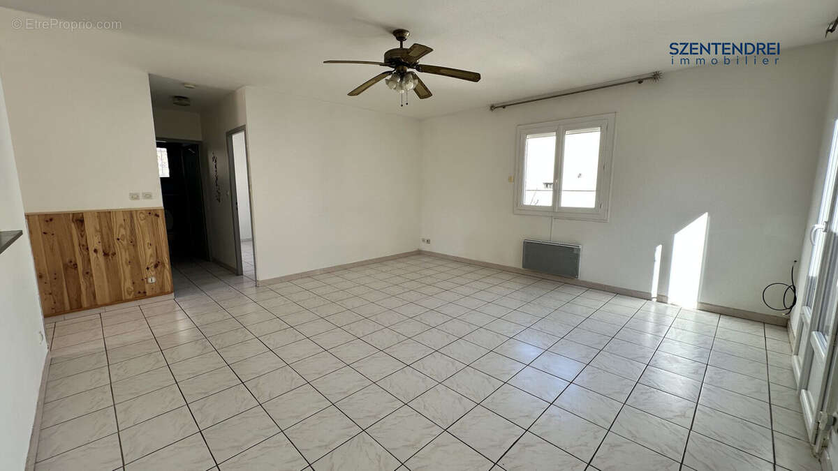 Maison T3 à vendre Lunel Nord avec garage - Maison à LUNEL