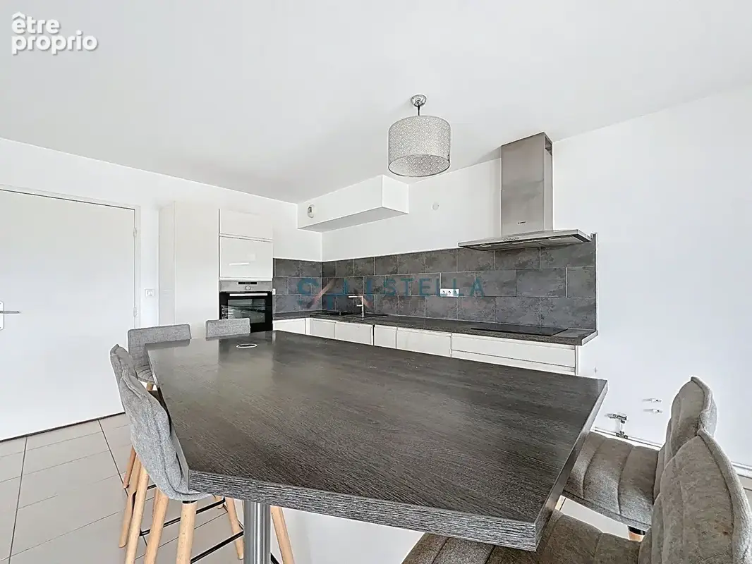 T4 dernier étage avec garage box, Idéal investissement locatif ! - photo 3