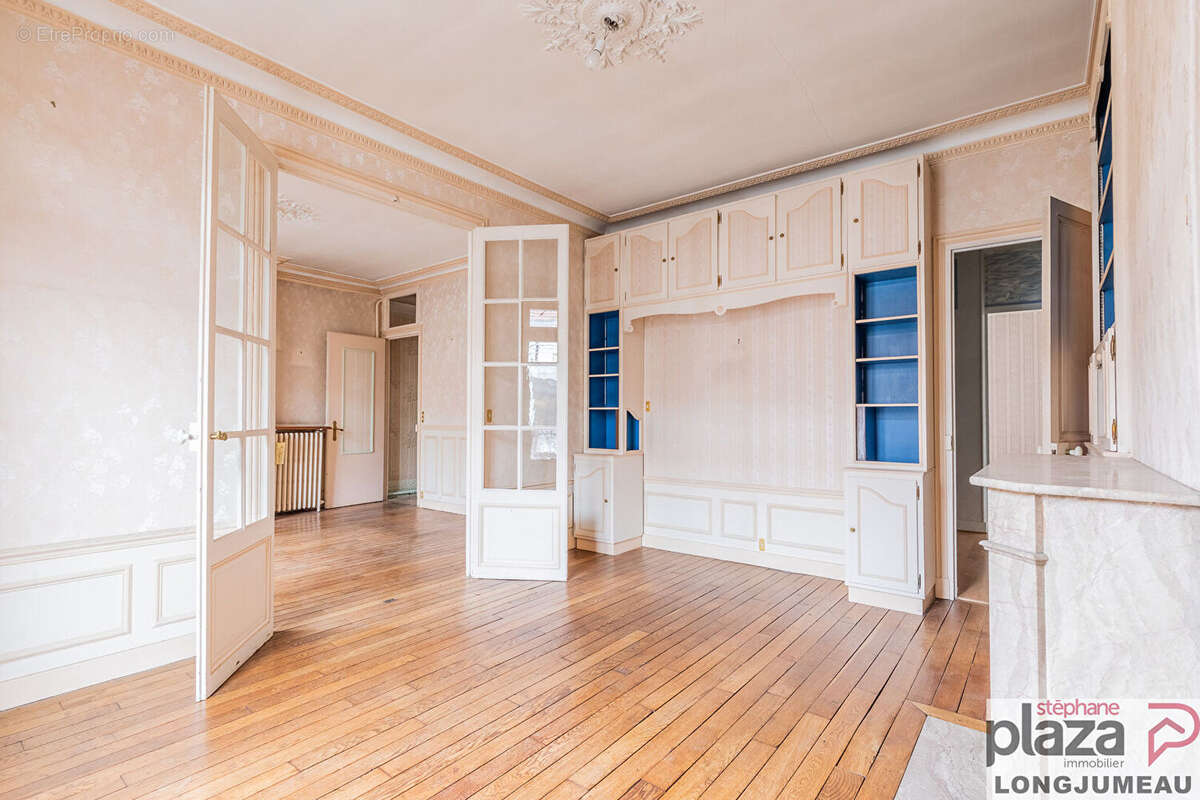 Appartement à LONGJUMEAU