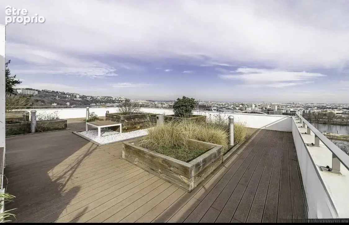 La Mulatière – Élégant T4 avec balcon de 16 m² dans une résidence récente - photo 9