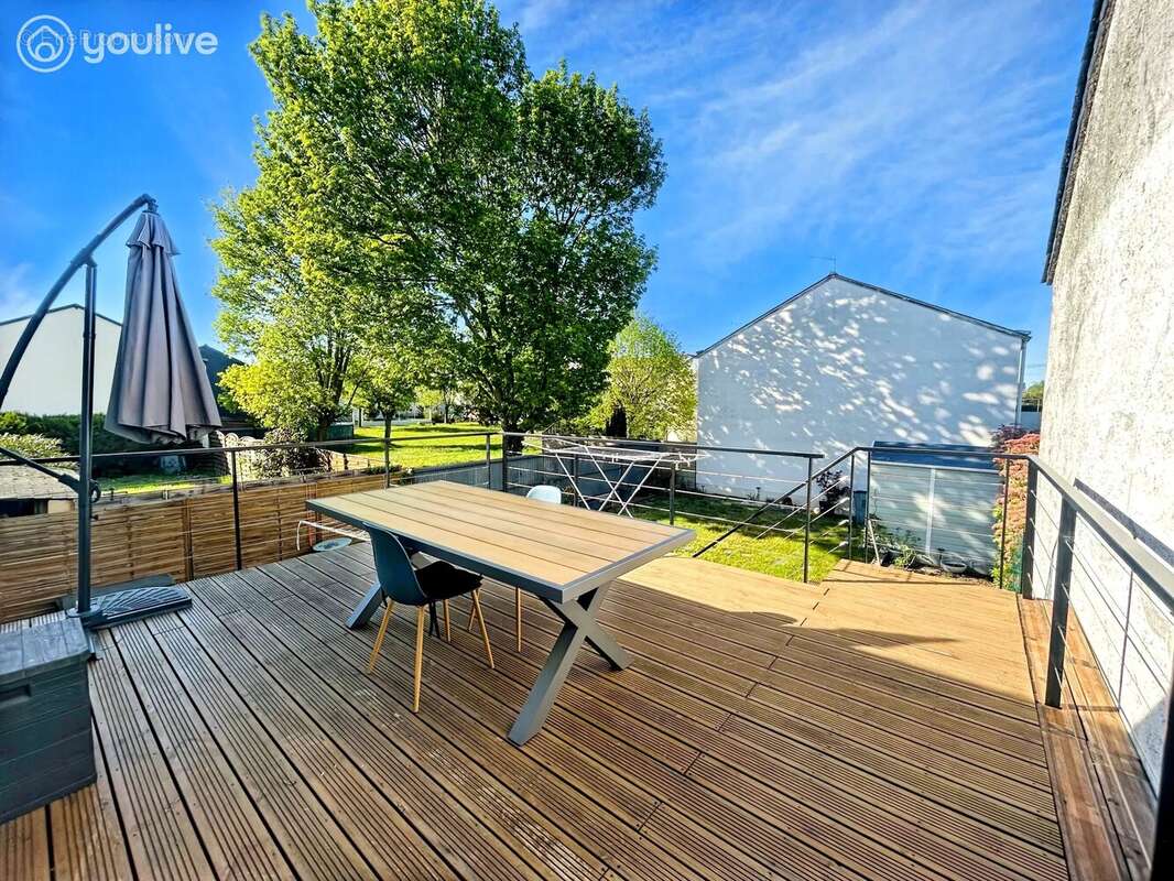 Maison à LES PONTS-DE-CE