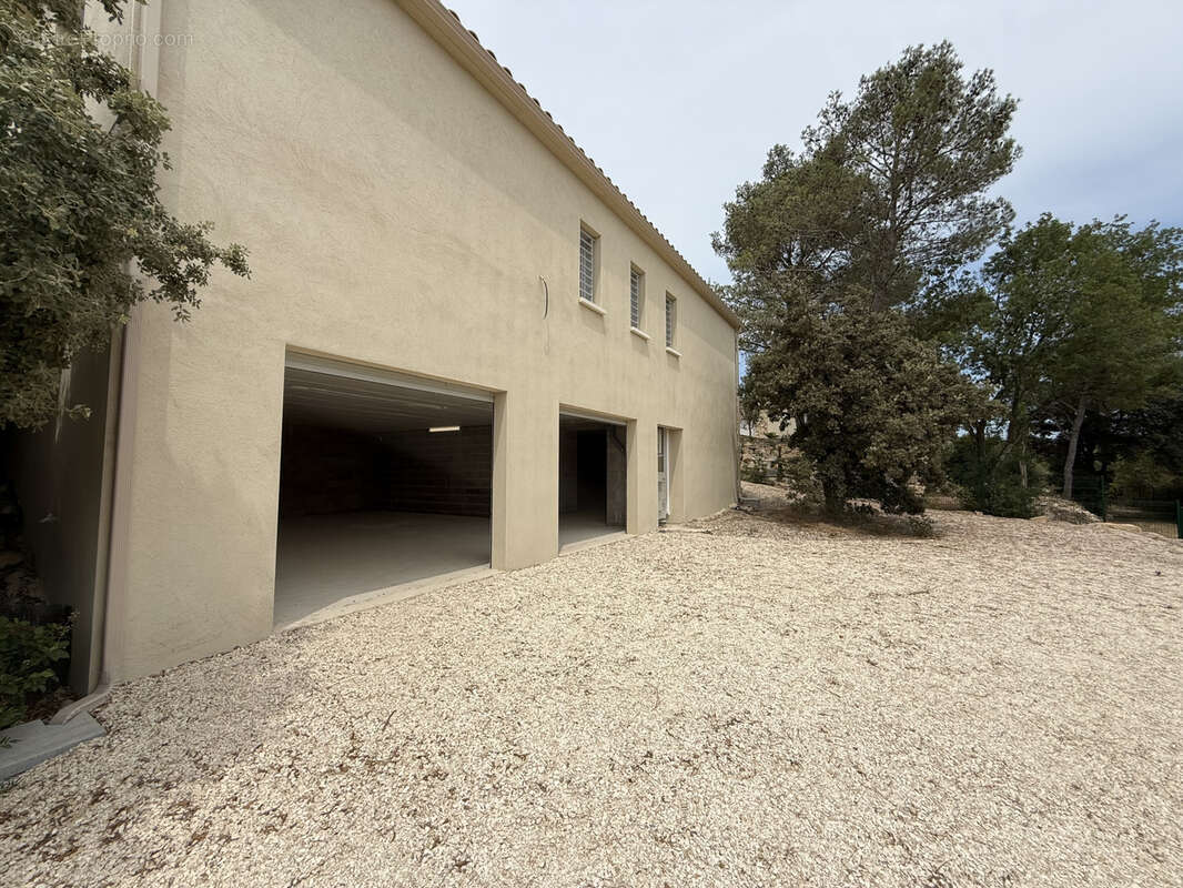 Maison à NIMES