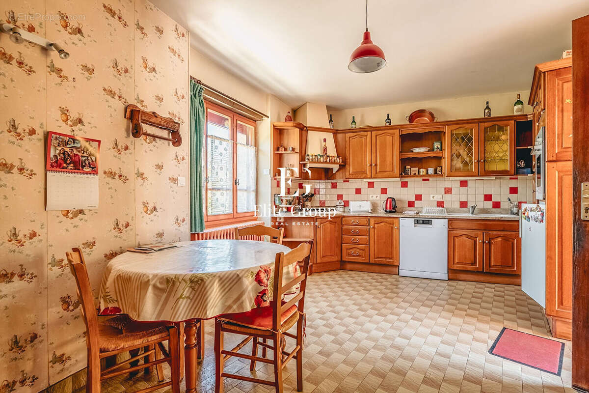 Maison à LE BUISSON-DE-CADOUIN