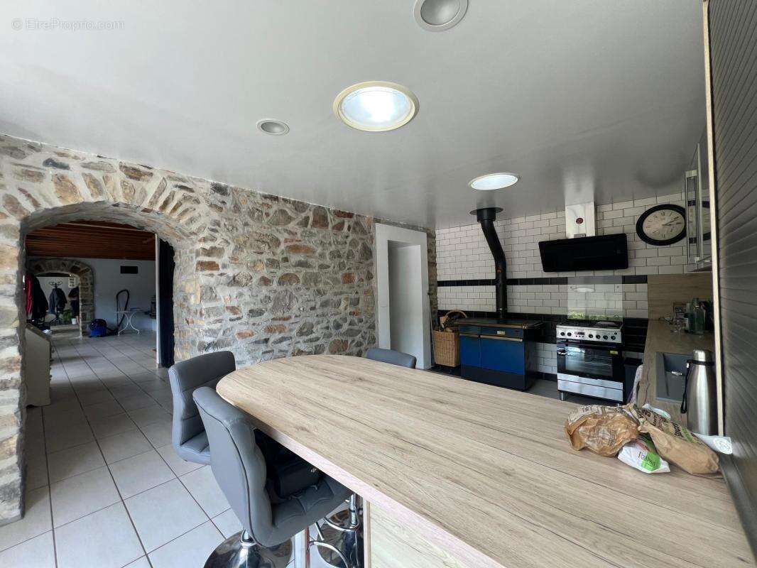 Maison en pierre dans un écrin de nature avec étang et forêt - photo 5