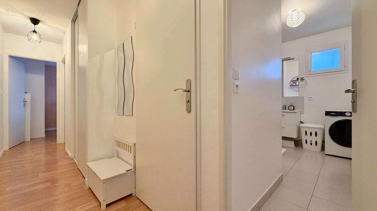 Appartement à CORBEIL-ESSONNES