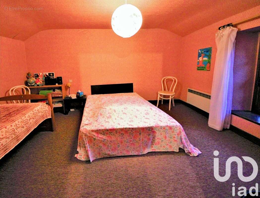 Maison 91 m² à Capoulet-Et-Junac  - photo 7