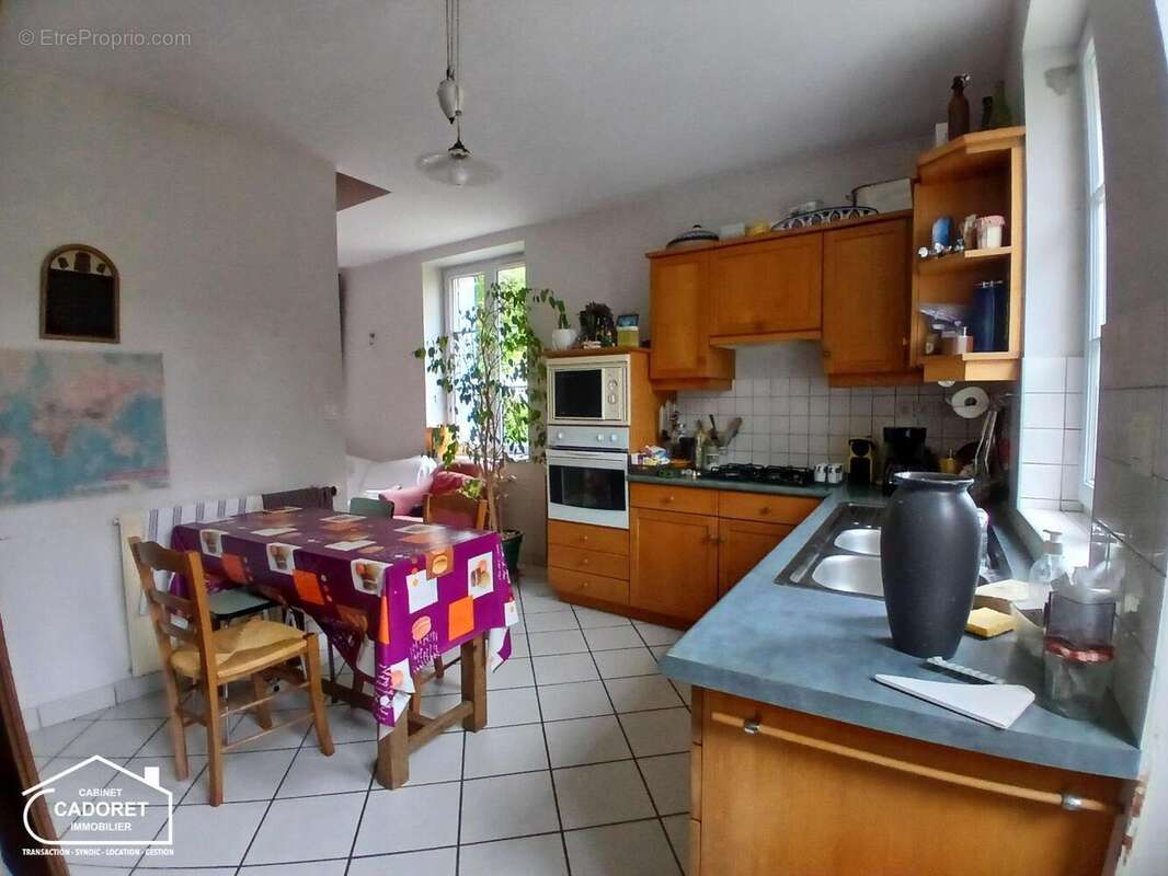   - Maison à PAIMBOEUF