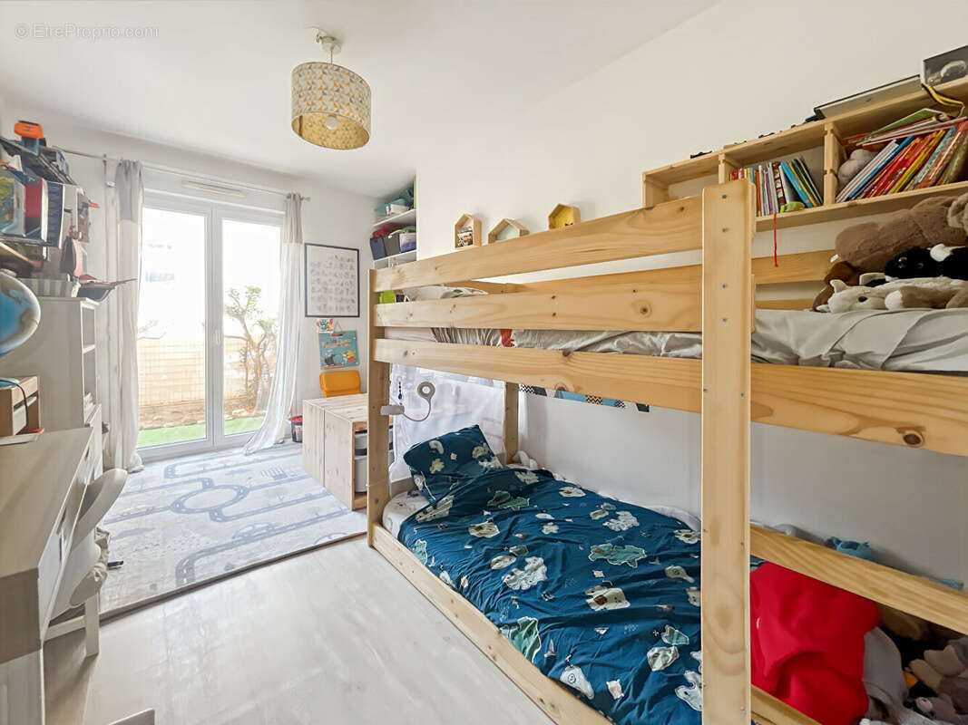 Appartement à MOUANS-SARTOUX