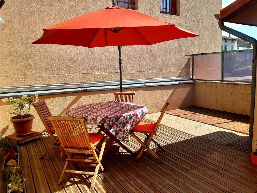 Appartement à BOURG-DE-PEAGE