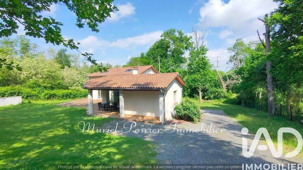 Photo 2 - Maison à FONTENILLES