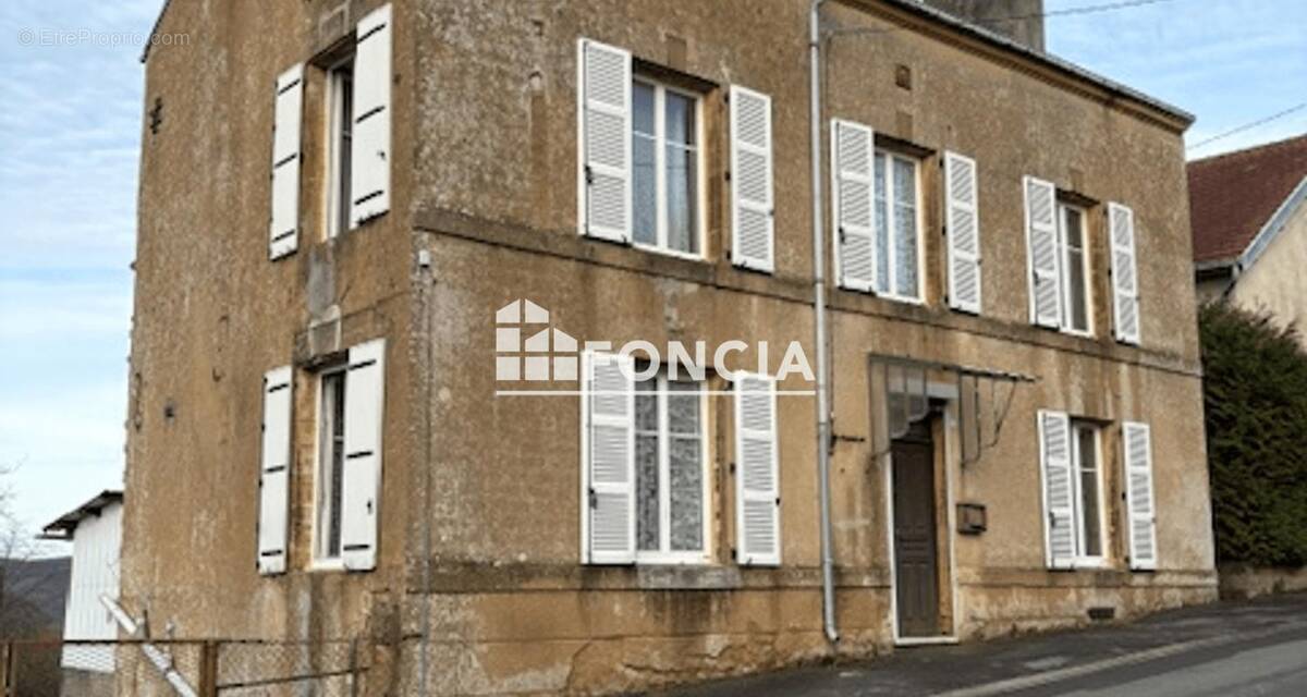 Maison à AIGLEMONT