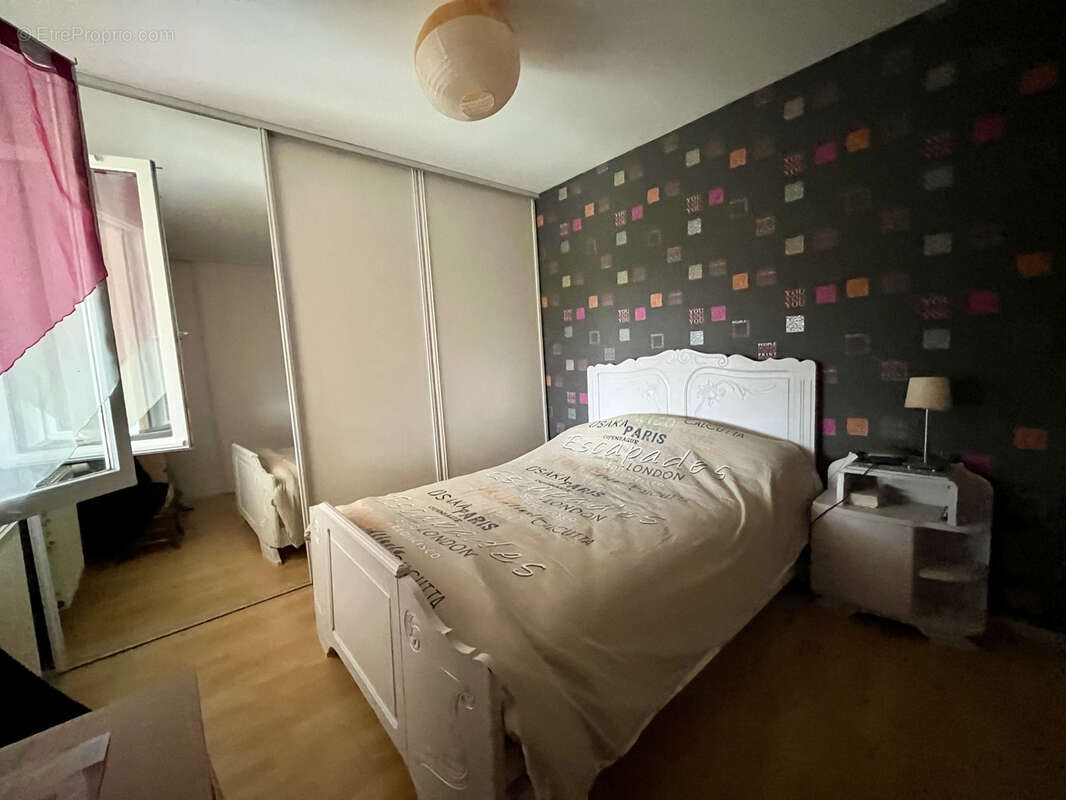 Maison à SAINT-LOUBES