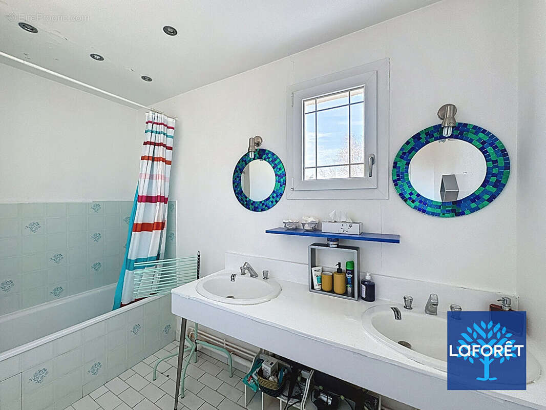 Maison à LA FERTE-ALAIS