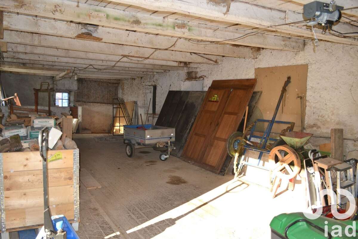 Photo 9 - Maison à ROUVRES-LA-CHETIVE