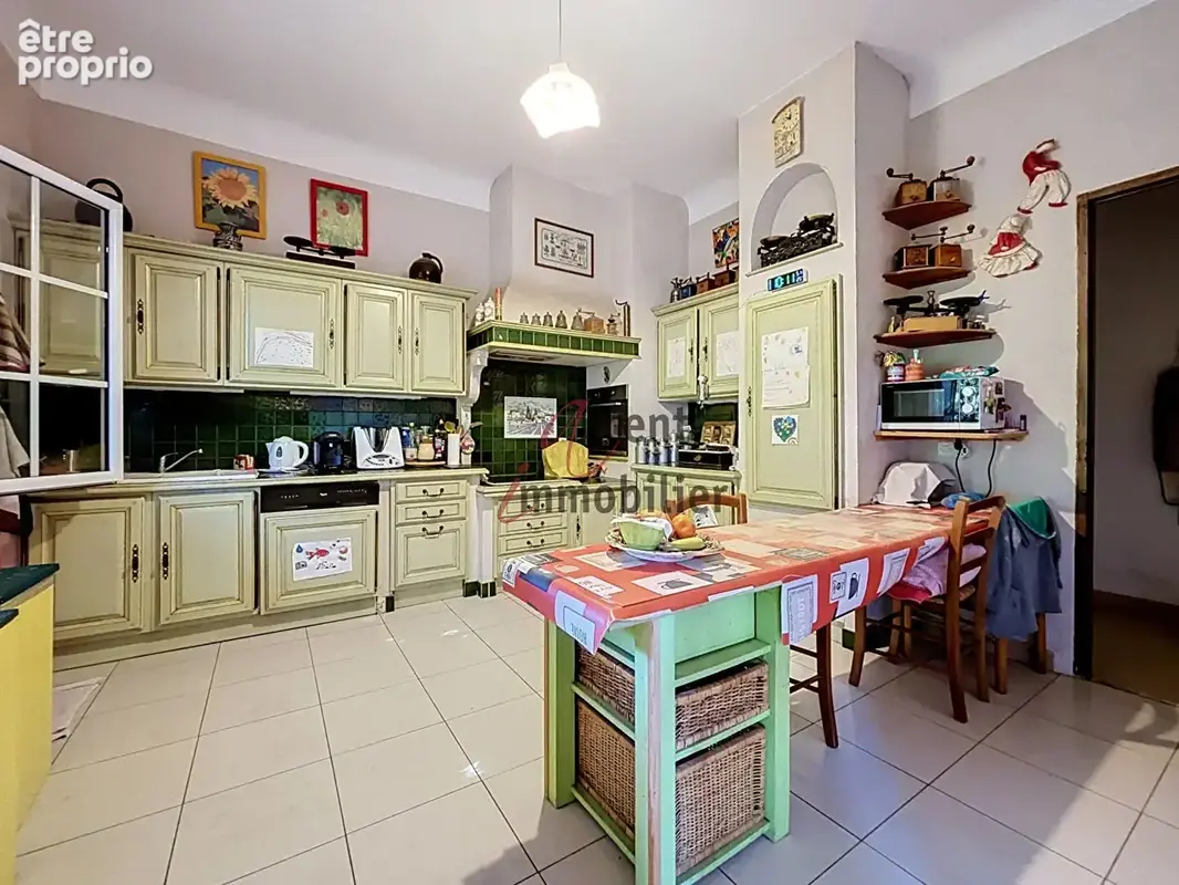 EXCLUSIVITE : MAS T8 230 m² avec plus de 200m² de remises sur 1.2 ha de terrain - photo 8