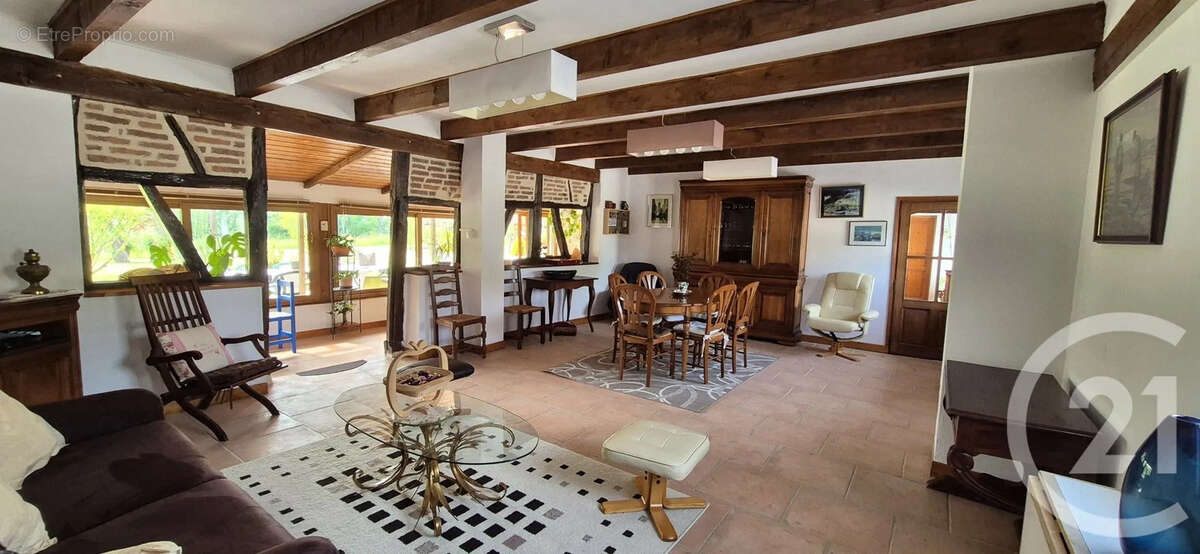 Maison à BRUAILLES