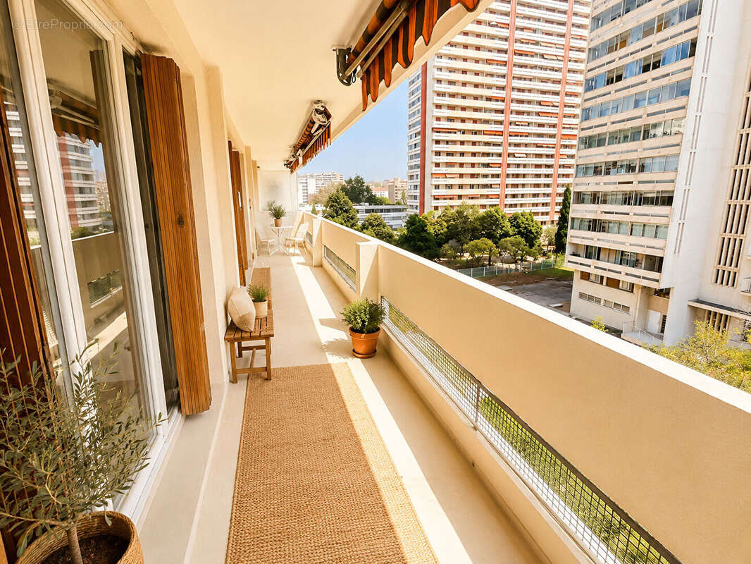 Appartement 80 m² à Toulon  - photo 2