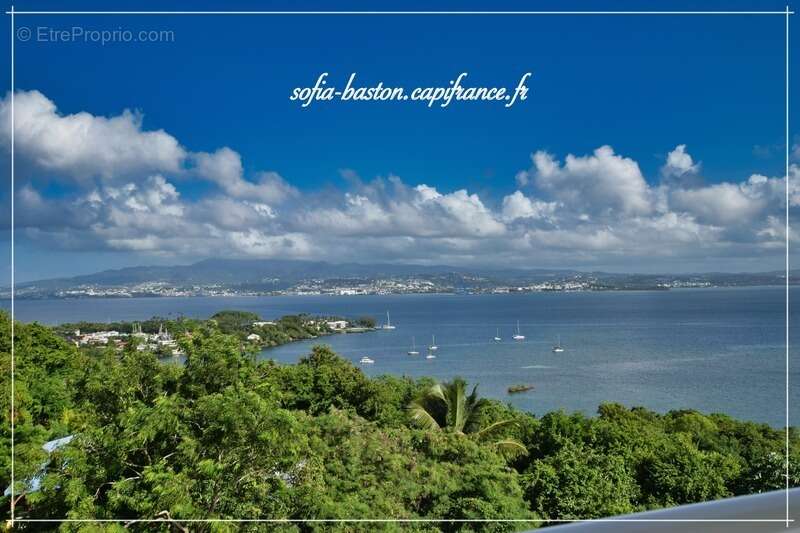 Appartement à LES TROIS-ILETS