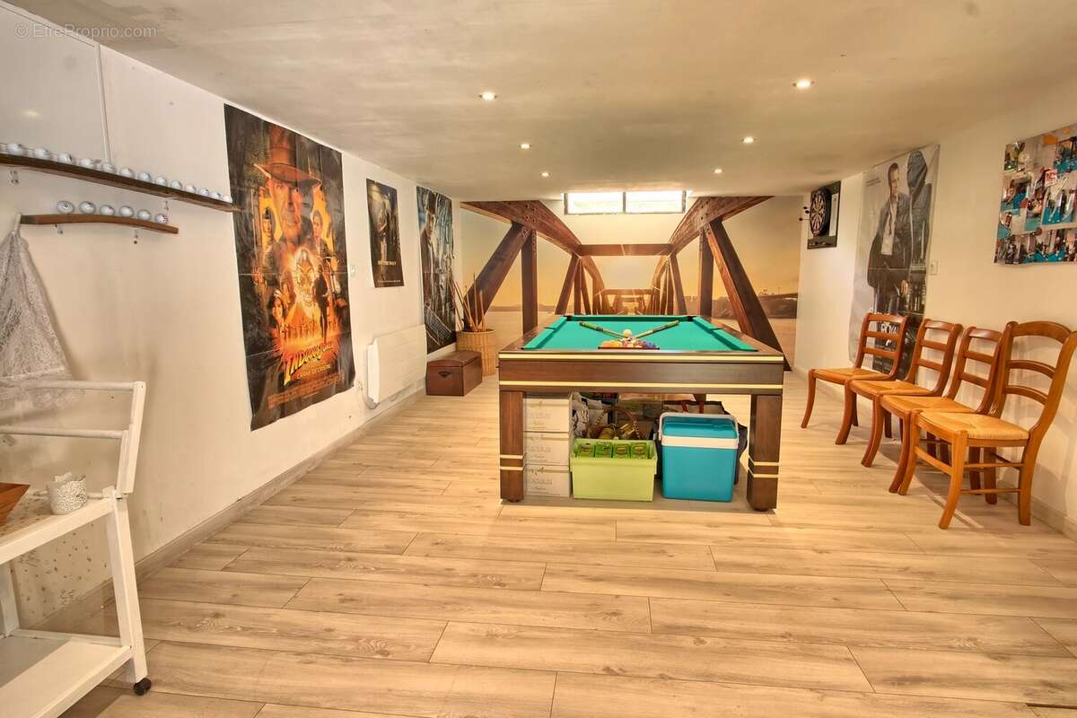 LANGRUNE SUR MER - Maison 195m² avec vie de plain-pied - photo 19