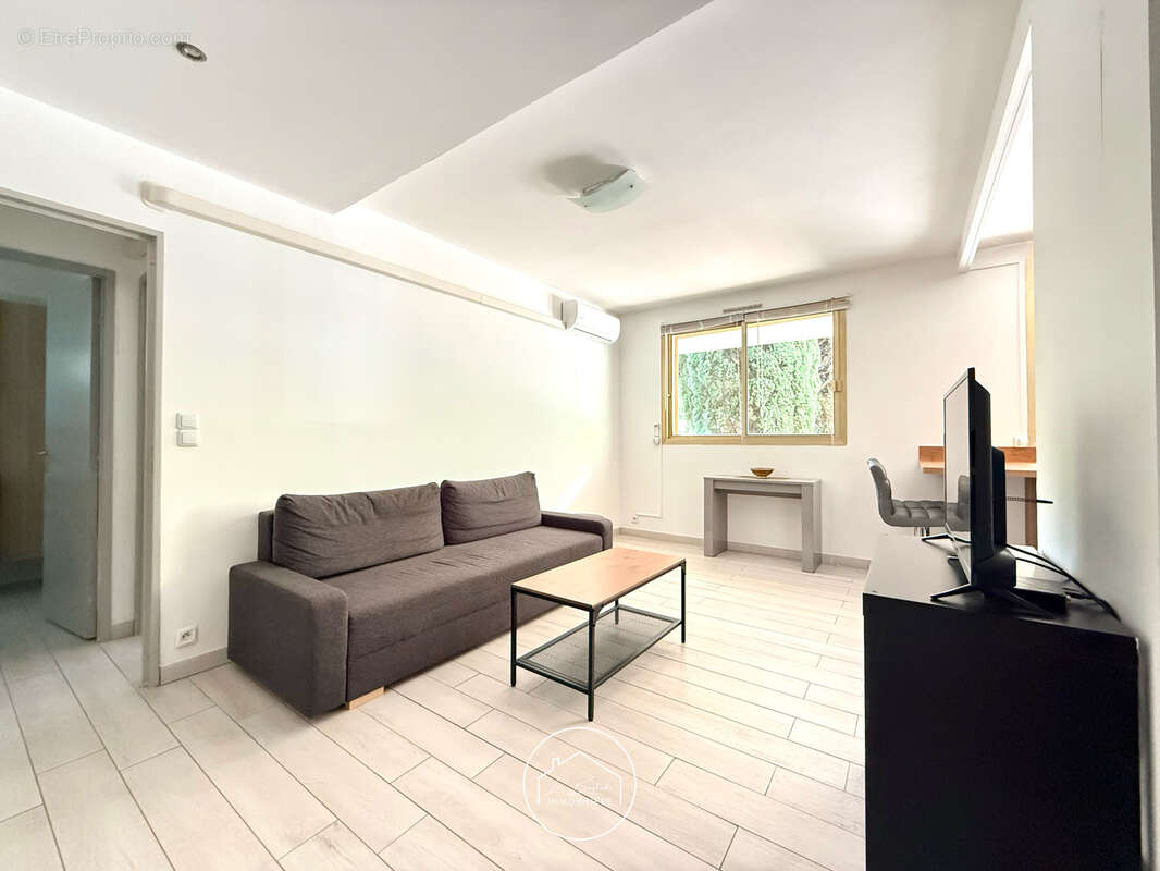 Appartement à MARSEILLE-9E