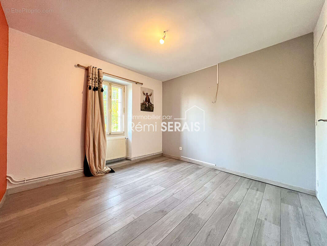 Maison à TOURNAI-SUR-DIVE