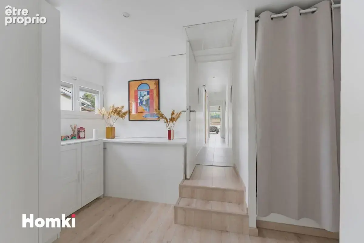 Maison rénovée – 155 m² – 4 chambres – piscine – terrain 1 200 m² - photo 19