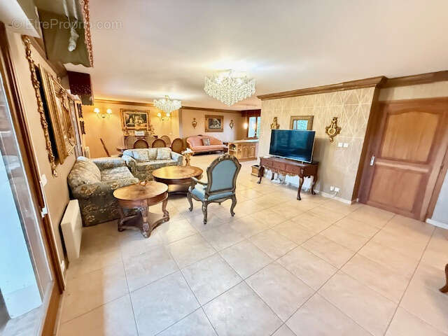 Appartement à DIVONNE-LES-BAINS