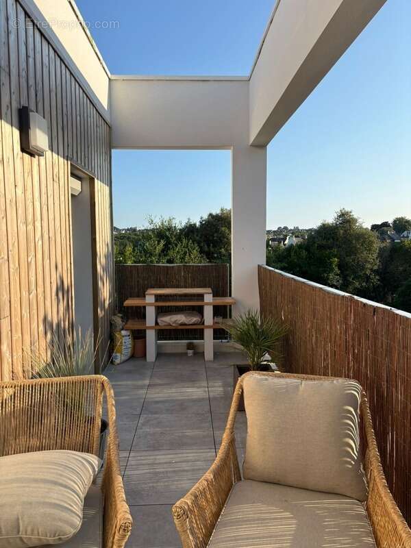 QUIMPER, quartier Kerfeunteun : Appartement meublé à vendre, 2 pièces de 50 m² habitable - Terrasse - Parking souterrain privati - photo 5