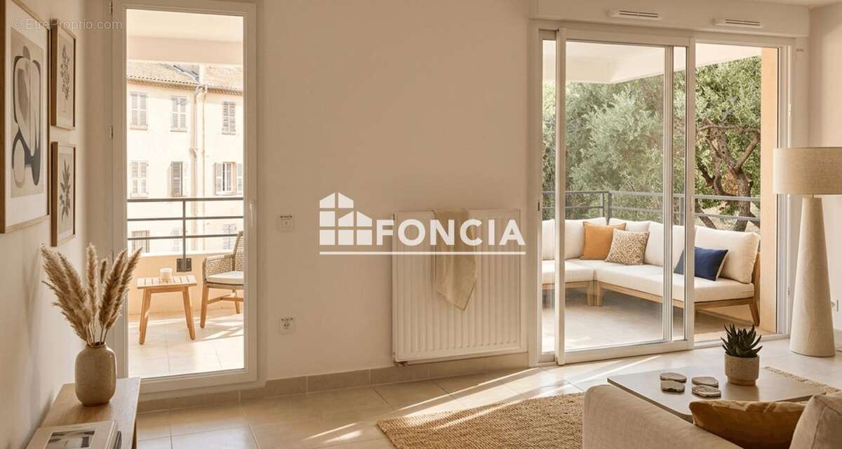 Appartement à HYERES