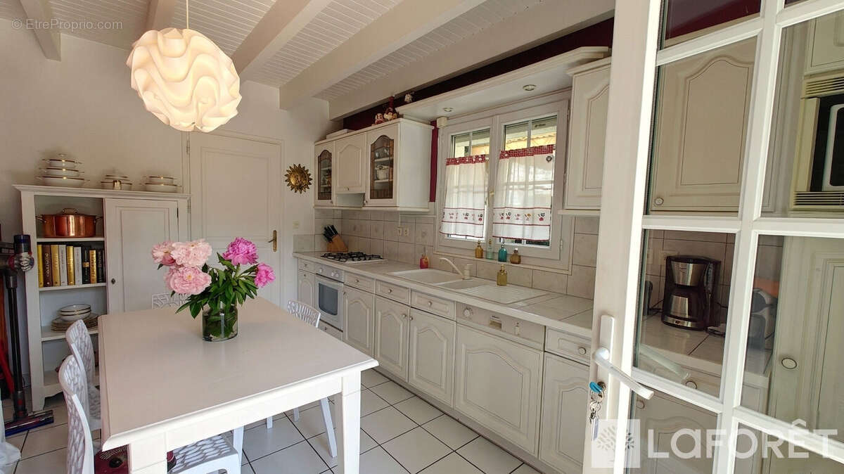 ** maison type 4 - embrun - 4 pièces - photo 3