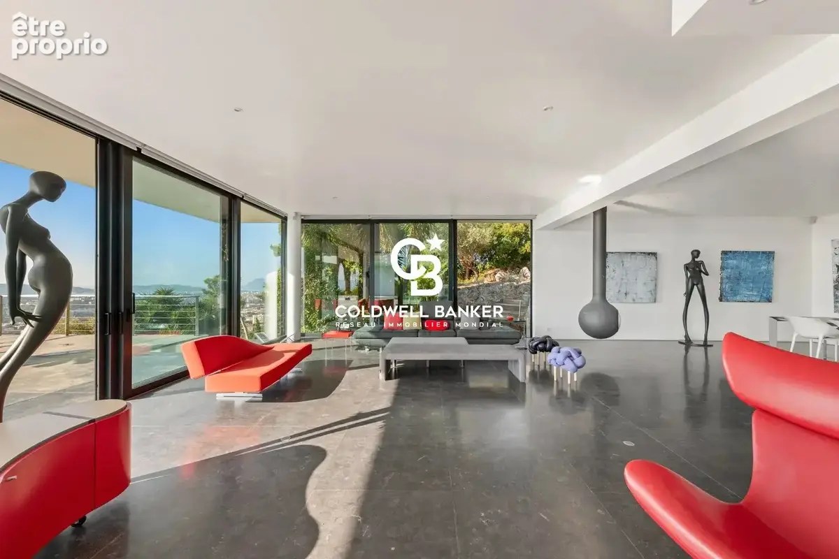 Villa Contemporaine vue mer à 180° avec piscine - 83000 Toulon - photo 11