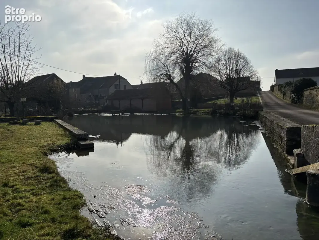 Ancien corps de ferme comprenant une demeure de 210m2 avec un terrain 3200M2 et dépendances - photo 27