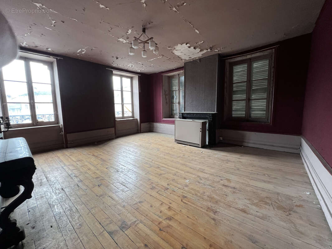 Appartement à AMBERT