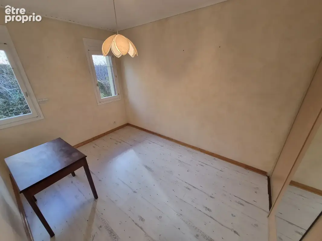 Maison d'architecte de 200 m2 édifiée sur un terrain de 1793 m2 - photo 12