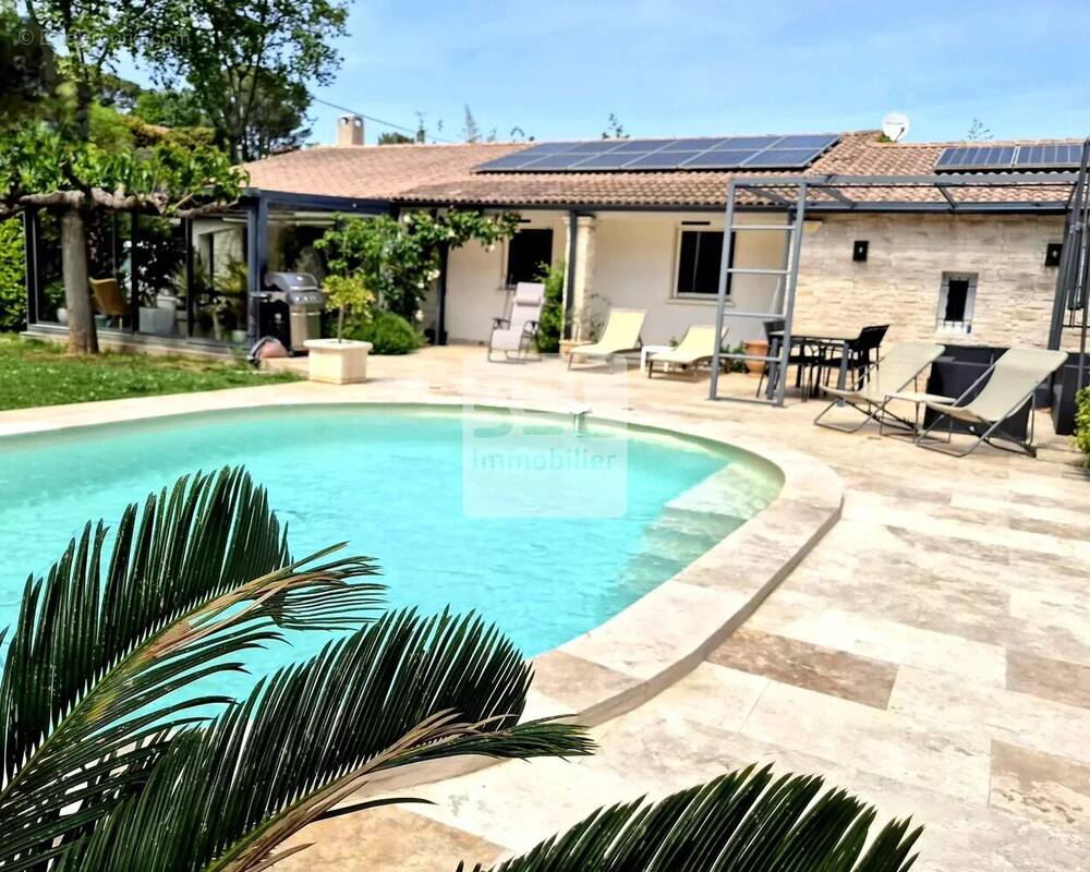 Maison à BAGNOLS-SUR-CEZE