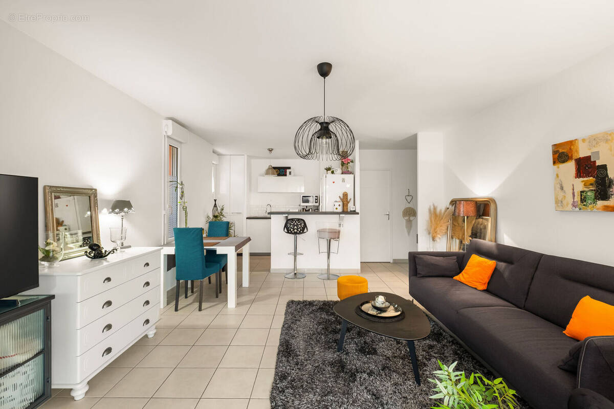 Photo 1 - Appartement à VENISSIEUX