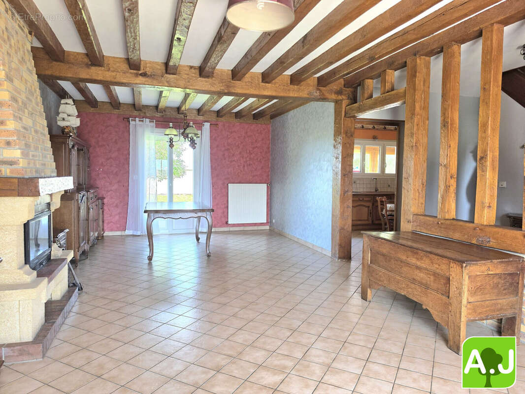 Maison à EZY-SUR-EURE