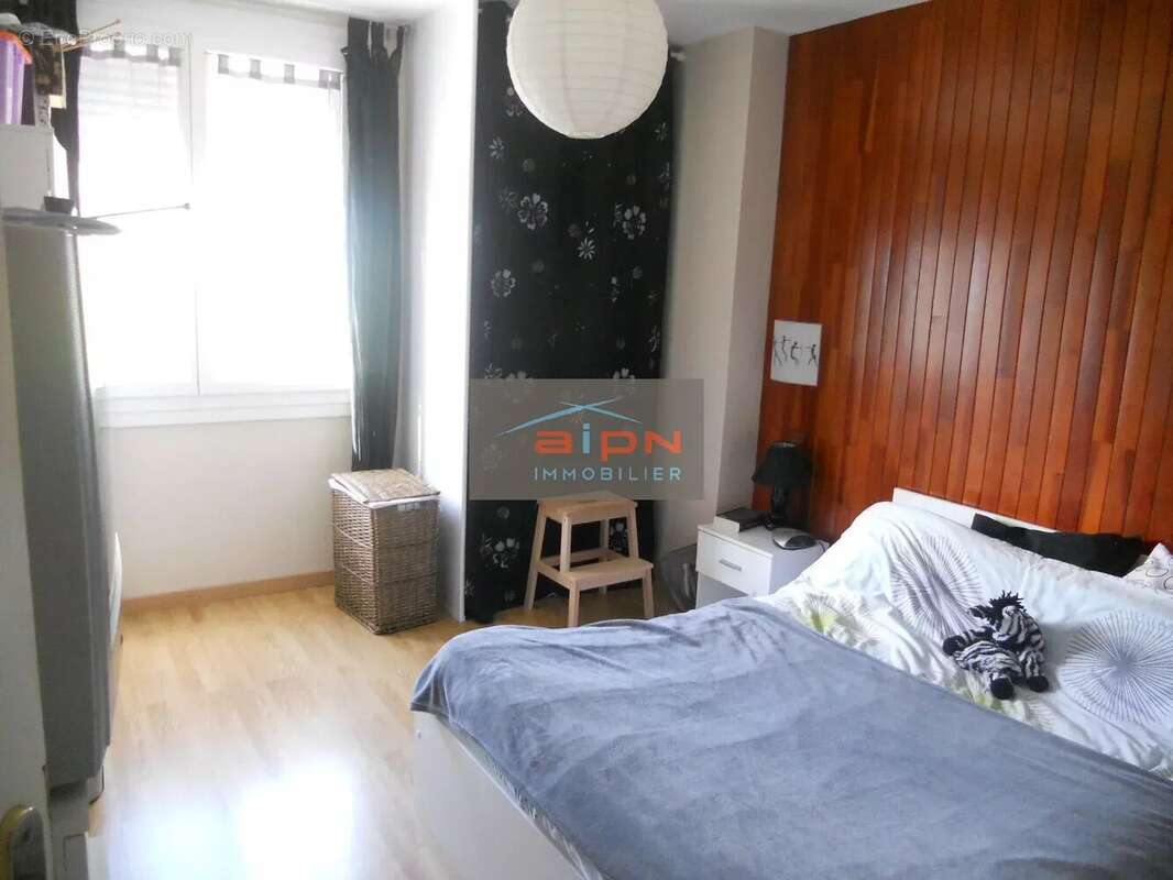 Appartement à SAINT-ETIENNE-DU-ROUVRAY