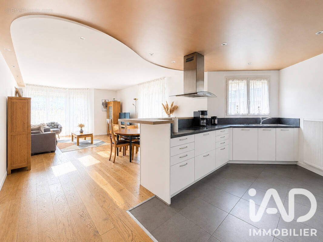 Photo 1 - Appartement à CLAMART