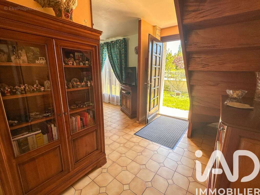 Photo 3 - Maison à LE MEE-SUR-SEINE